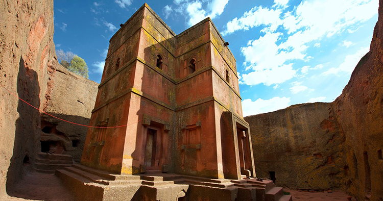 nha tho da - Những nhà thờ đá nguyên khối bí ẩn ở Ethiopia