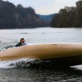 Thuyền điện siêu nhẹ bằng sợi carbon